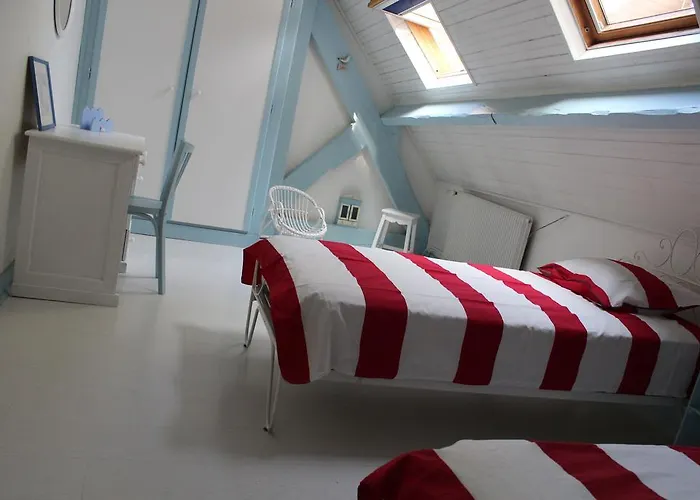 D'hotes Les Marronniers Bed & Breakfast